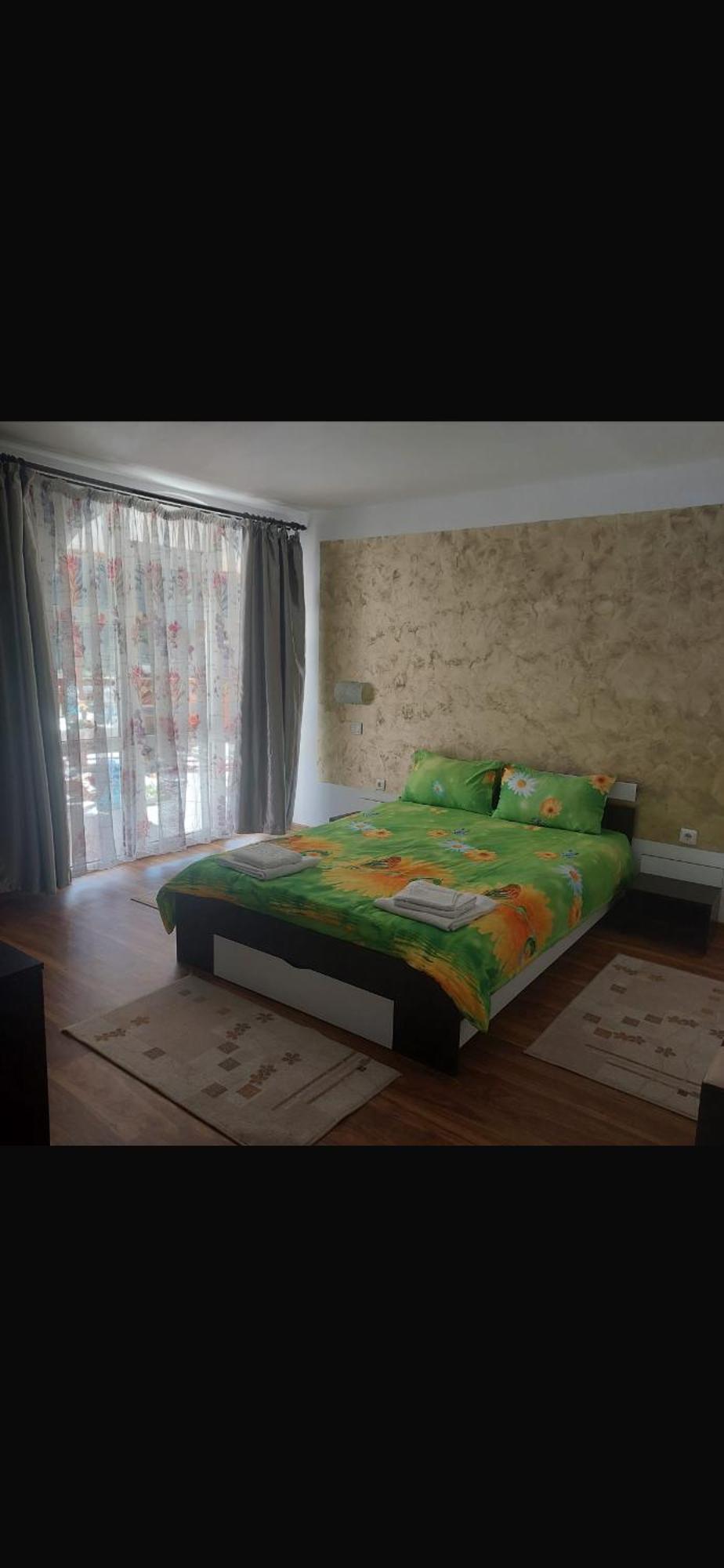 בית הארחה אלבאק 	Casa Cristalina&Dumi מראה חיצוני תמונה