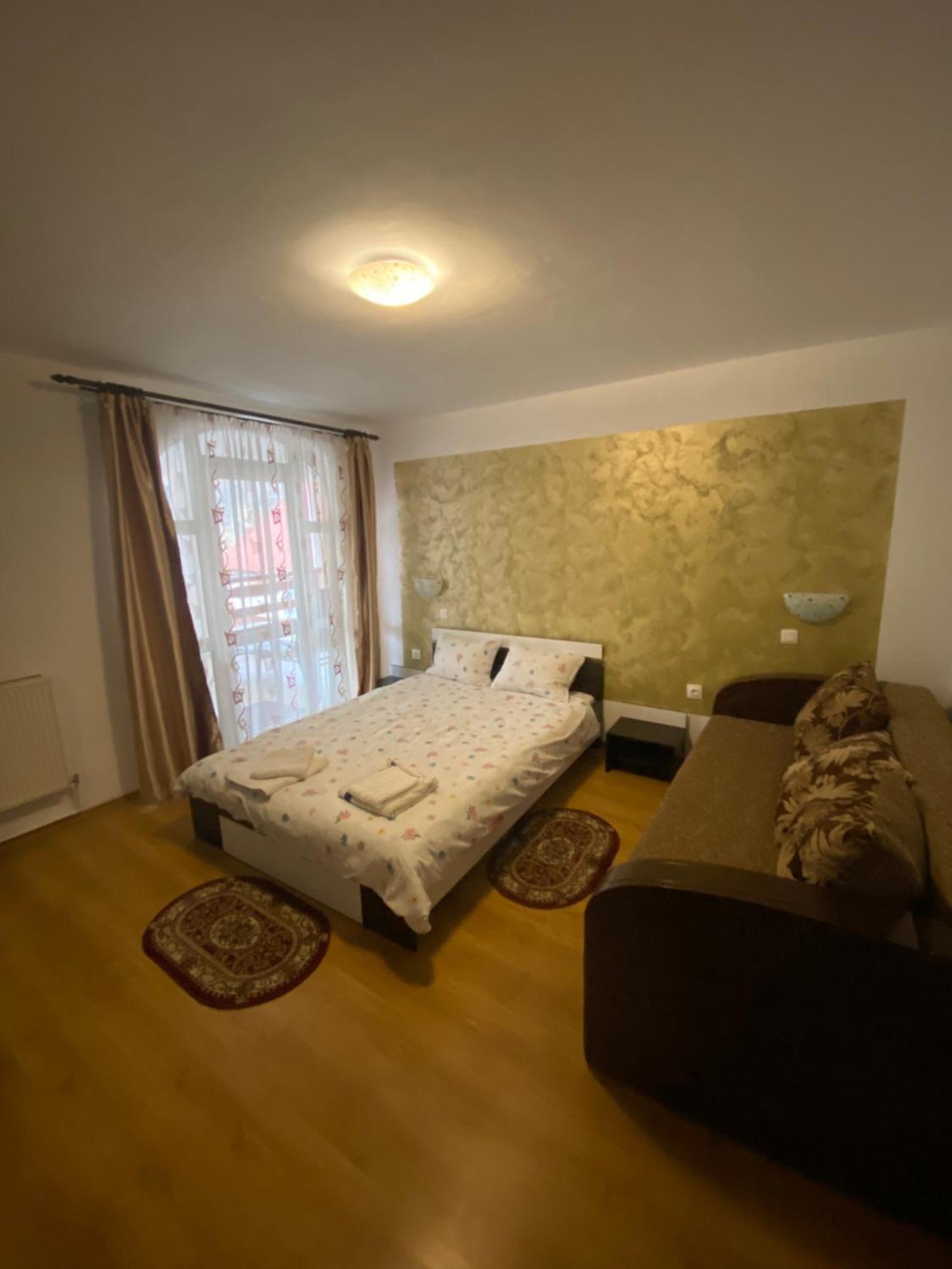 בית הארחה אלבאק 	Casa Cristalina&Dumi מראה חיצוני תמונה