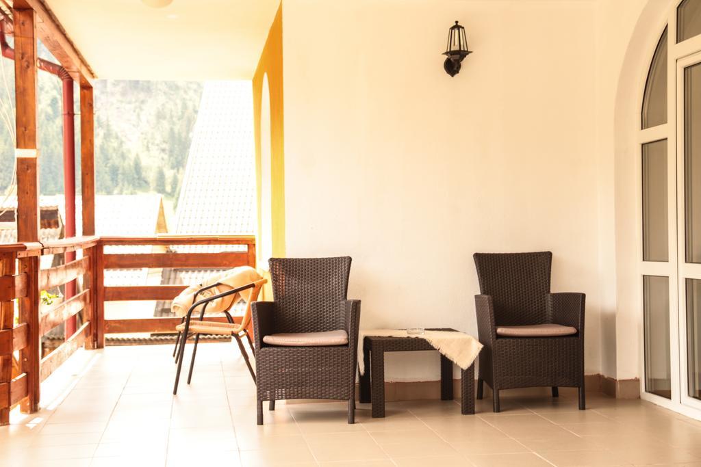 בית הארחה אלבאק 	Casa Cristalina&Dumi מראה חיצוני תמונה