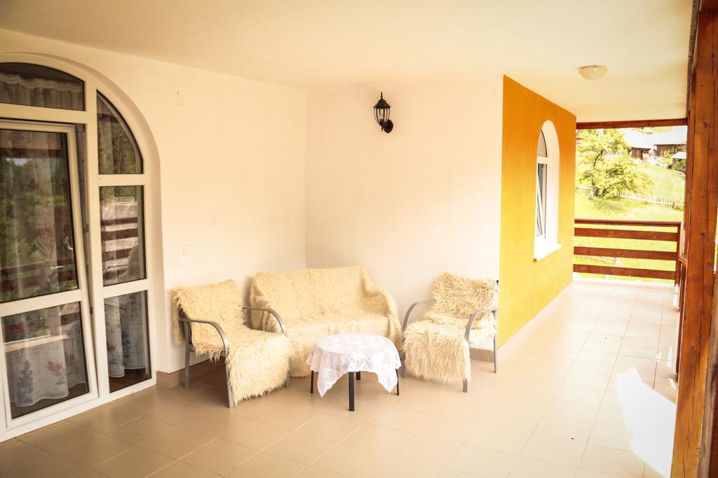 בית הארחה אלבאק 	Casa Cristalina&Dumi מראה חיצוני תמונה